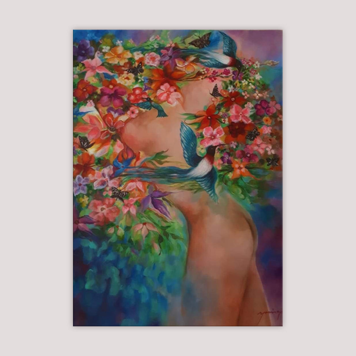 Mujer y aves