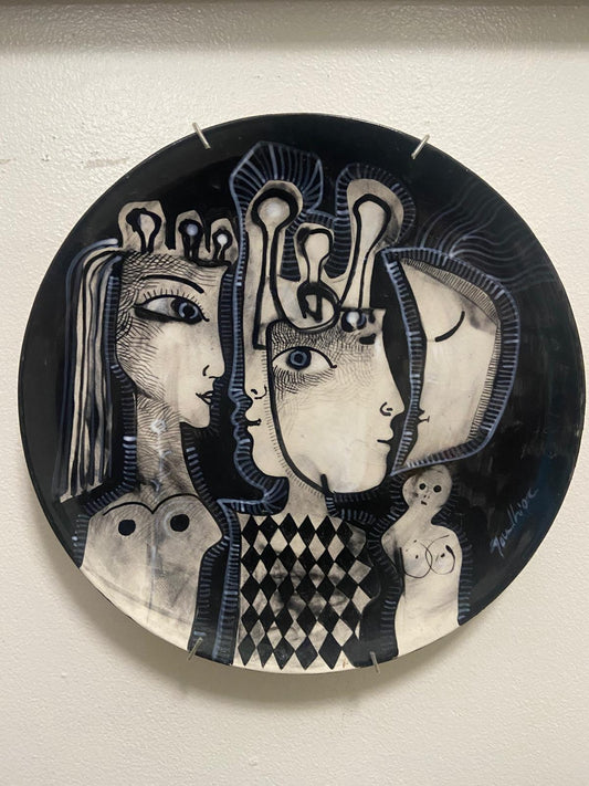 Plato Decorativo en Negro by Orestes Gaulhiac